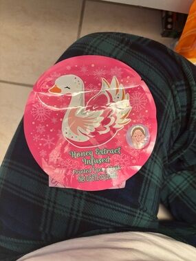 Honey Extract Infused Printed Face Mask - Pink Swan Design
